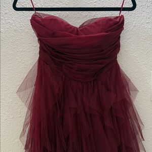 Elegant Burgundy Strapless Dress